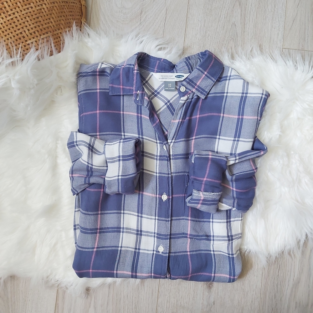 Old Navy Pastel Plaid Navy Button Down Flannel